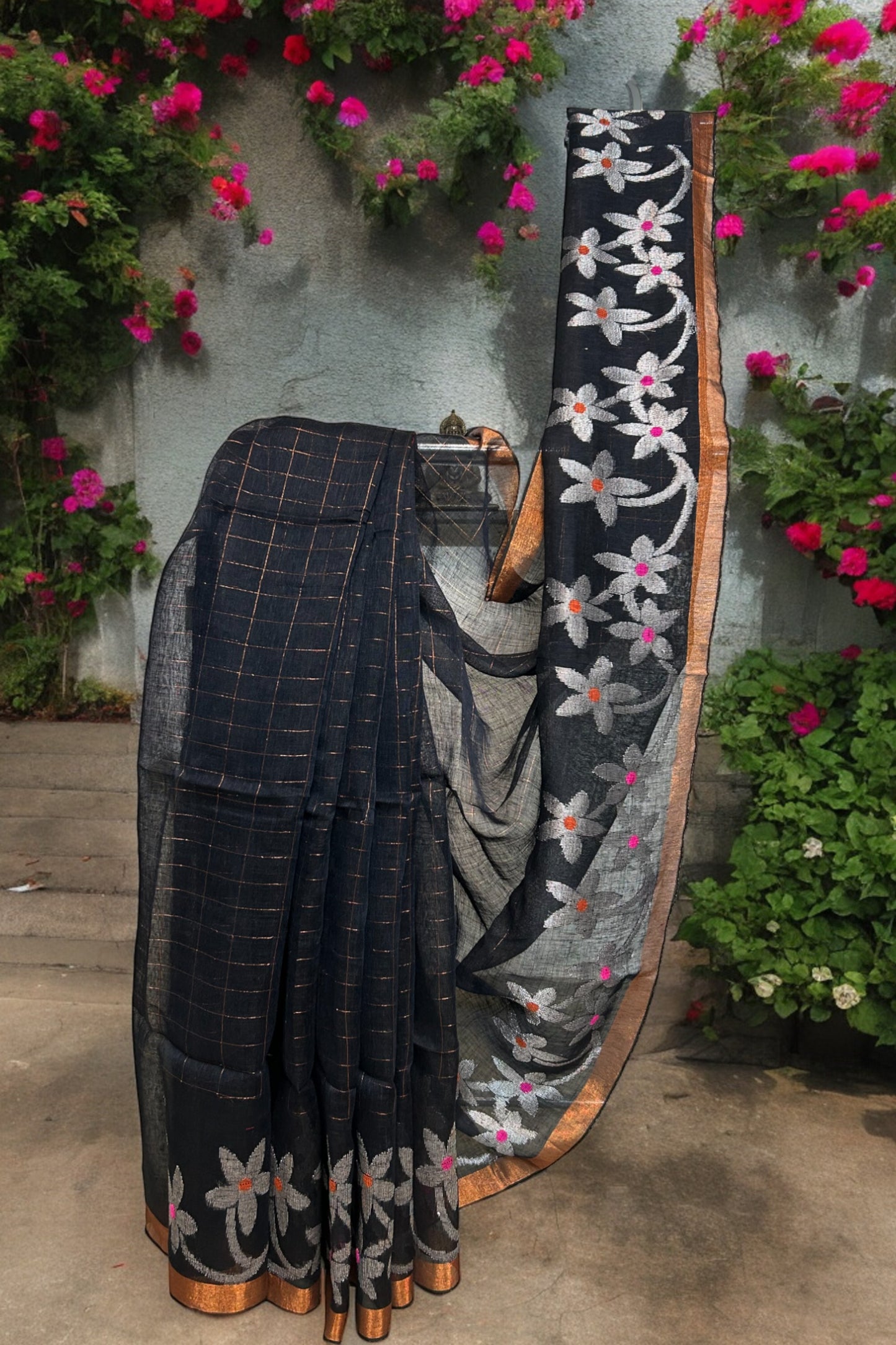 Daisy Linen - Black