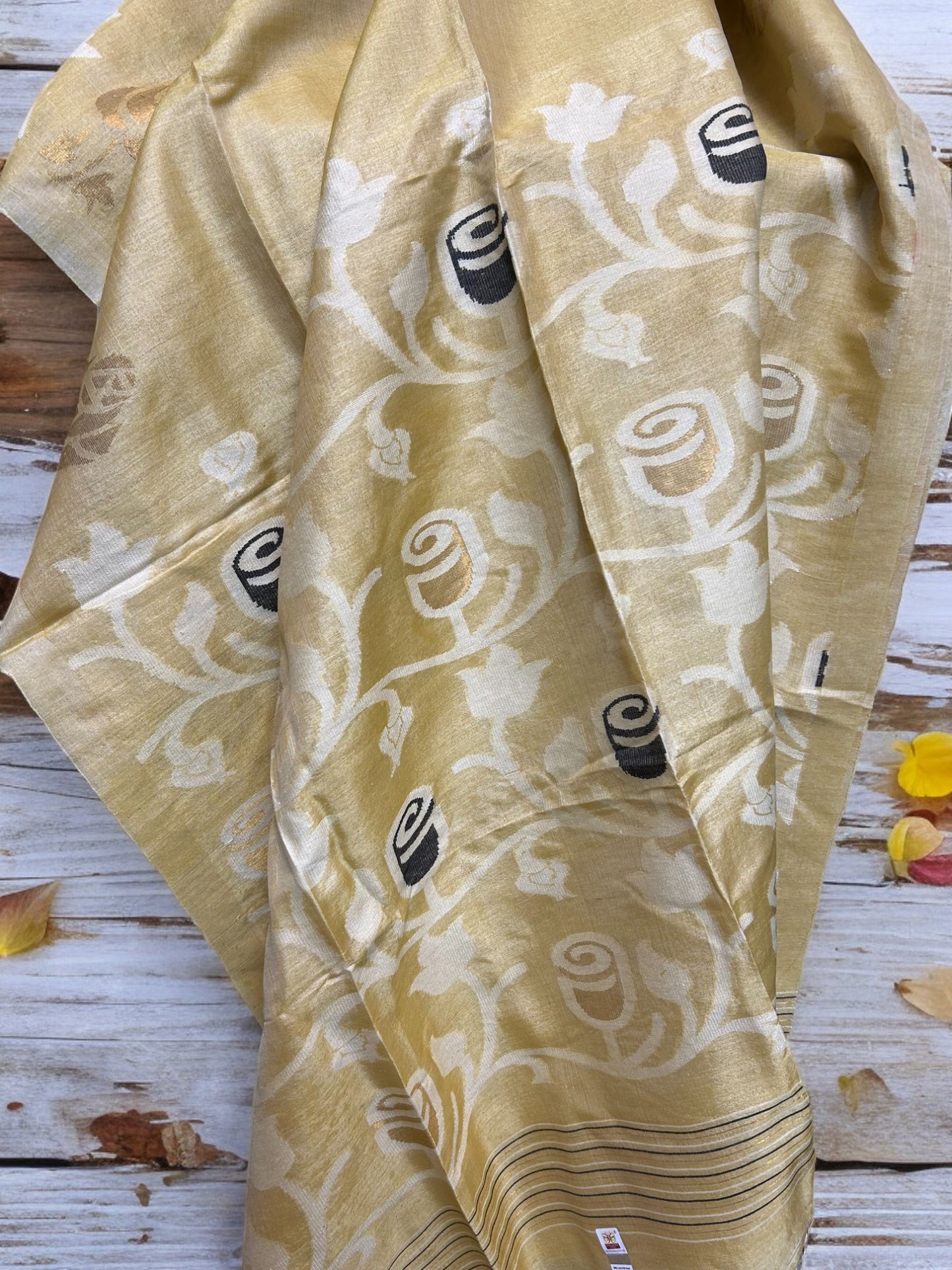 Pure Tussar silk Jamdani Rose - Beige